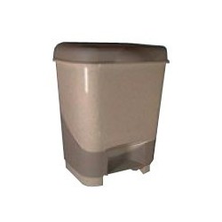 Контейнер для мусора 20 л с педалью (Россия)