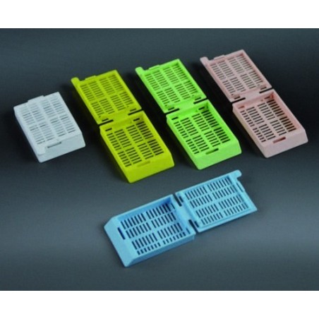 Кассета  гистологическая  с  прямоугольными отверстиями,розовая