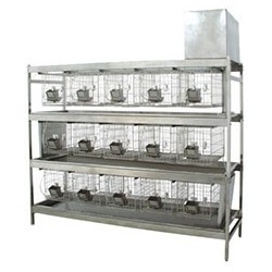 Стеллаж для клеток для кроликов с системой поения RS-15
