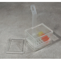 Низкотемпературный вертикальный морозильник F570